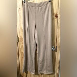 NWT - Unbranded size XL khaki-colored wide-leg stretch trousers